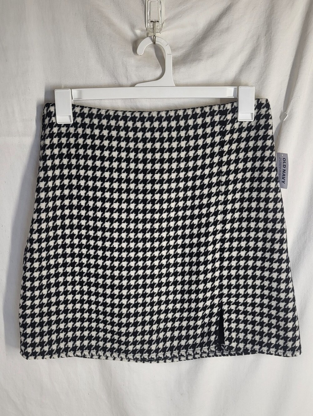 NEW Old Navy Hi-Rise Fitted Houndstooth Mini Skirt Size Medium Black & White NWT